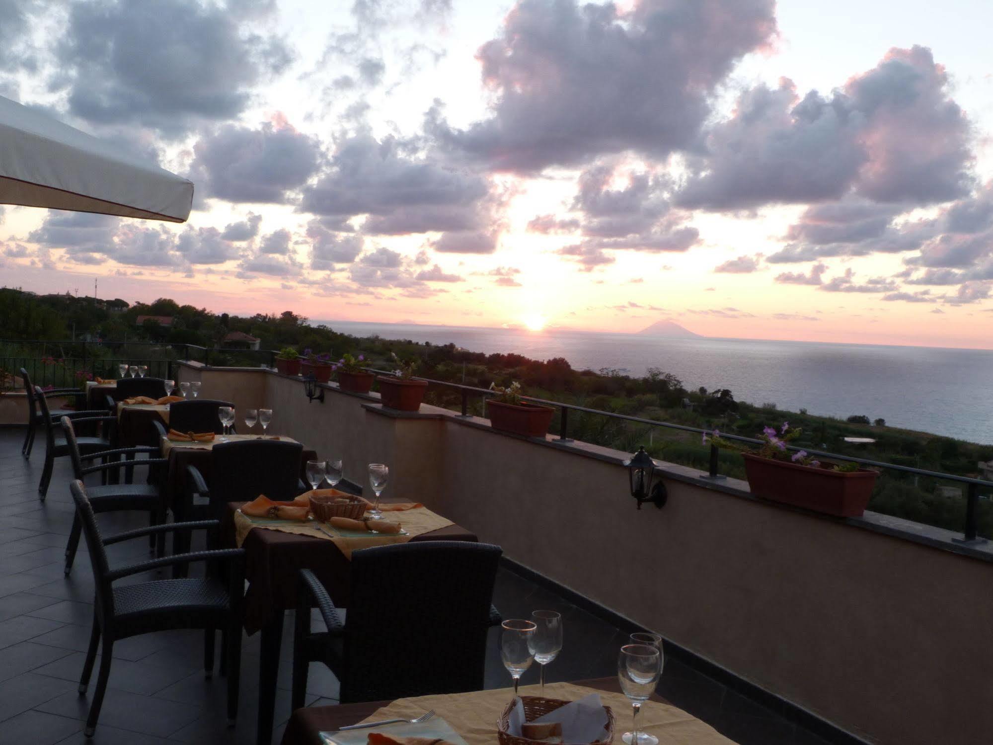Cannamele Hotel 4*